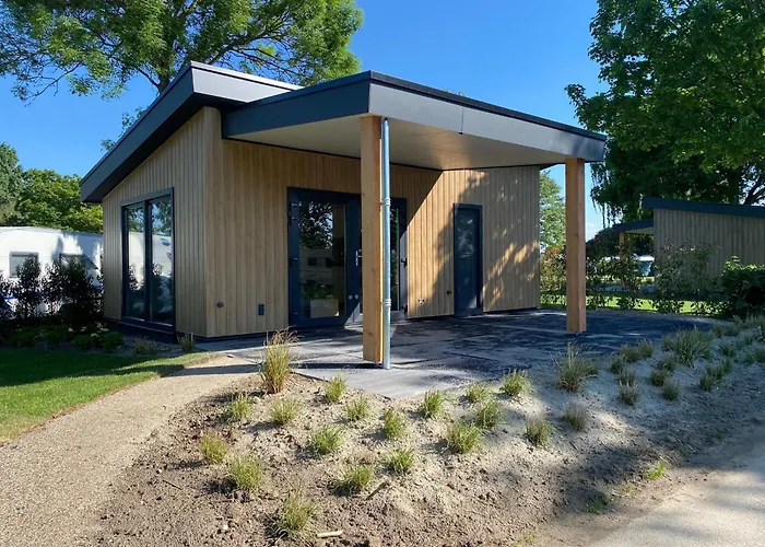 De Meeuw * بريله